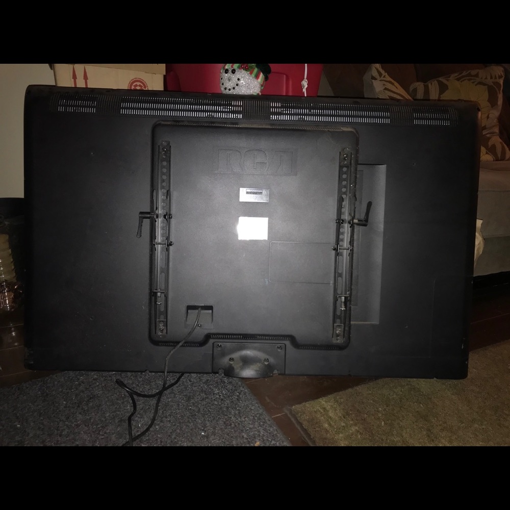 RCA tv LDC full HDTV